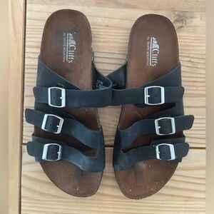 Cliffs by White Mountain George Sandals 10W Black Triple Buckle Slides Strappy